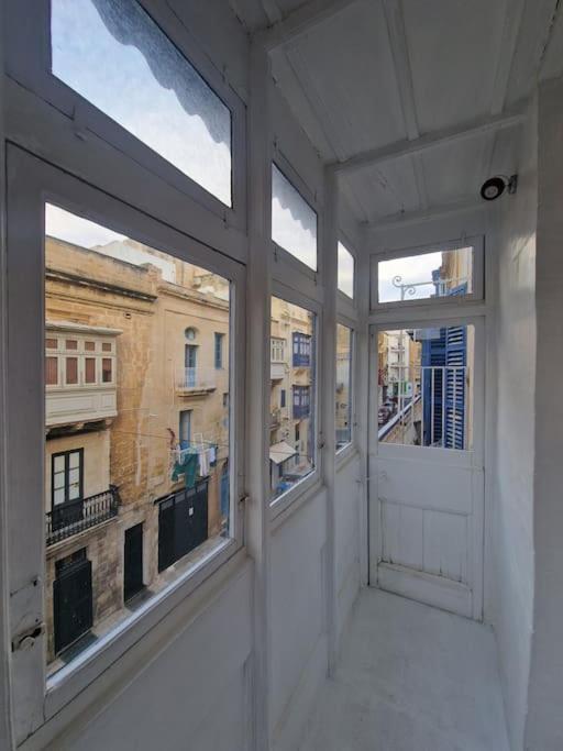 No 60, 2Nd Floor, Centrally Located, Fully Equipped Studio Apt Floriana Exterior foto